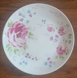 32-Piece Gibson Pink Rose Floral Dinnerware Set