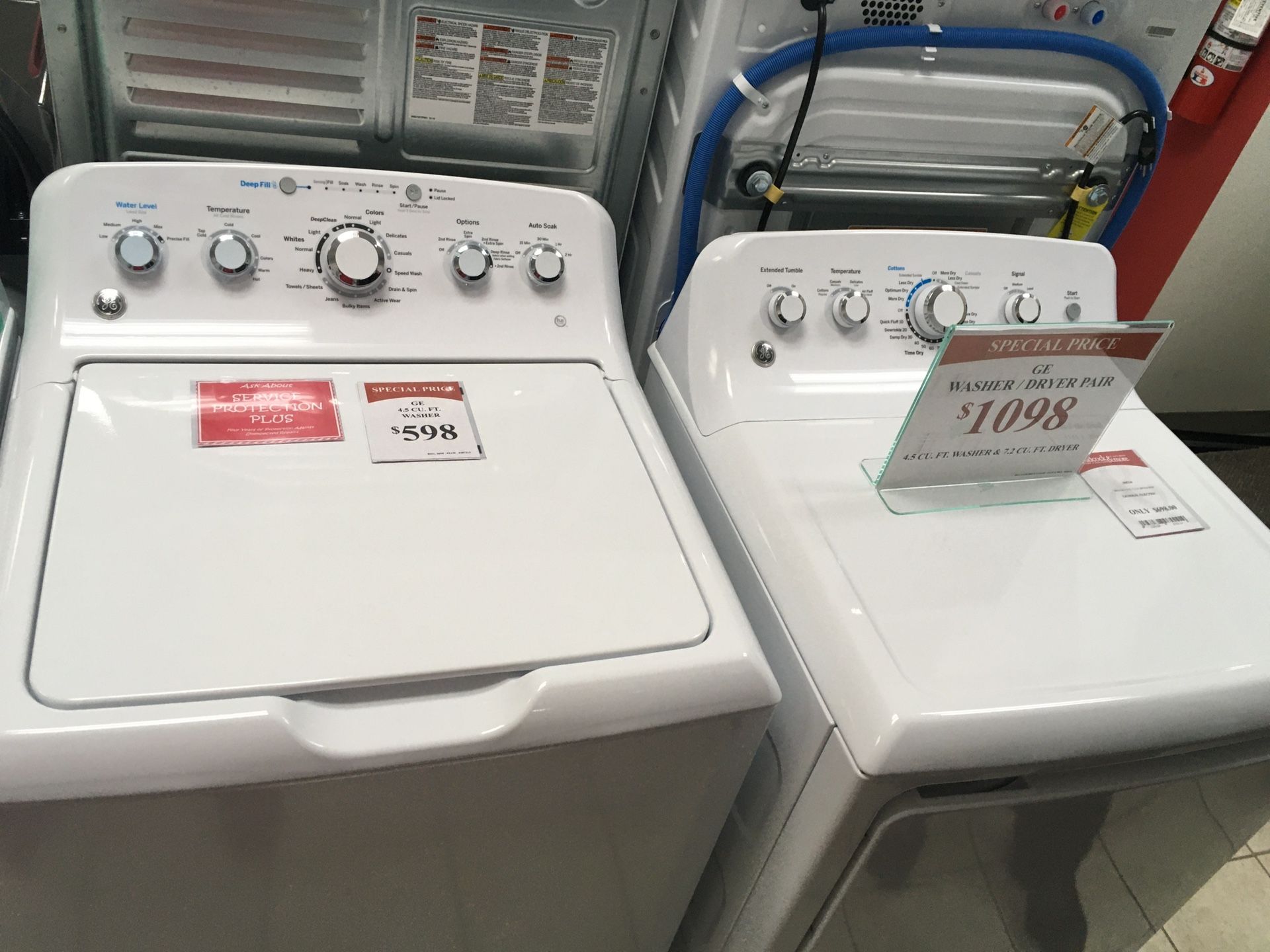 Washer And Dryer Best Deal For Both 500 Or Best Offer Still In The Box
