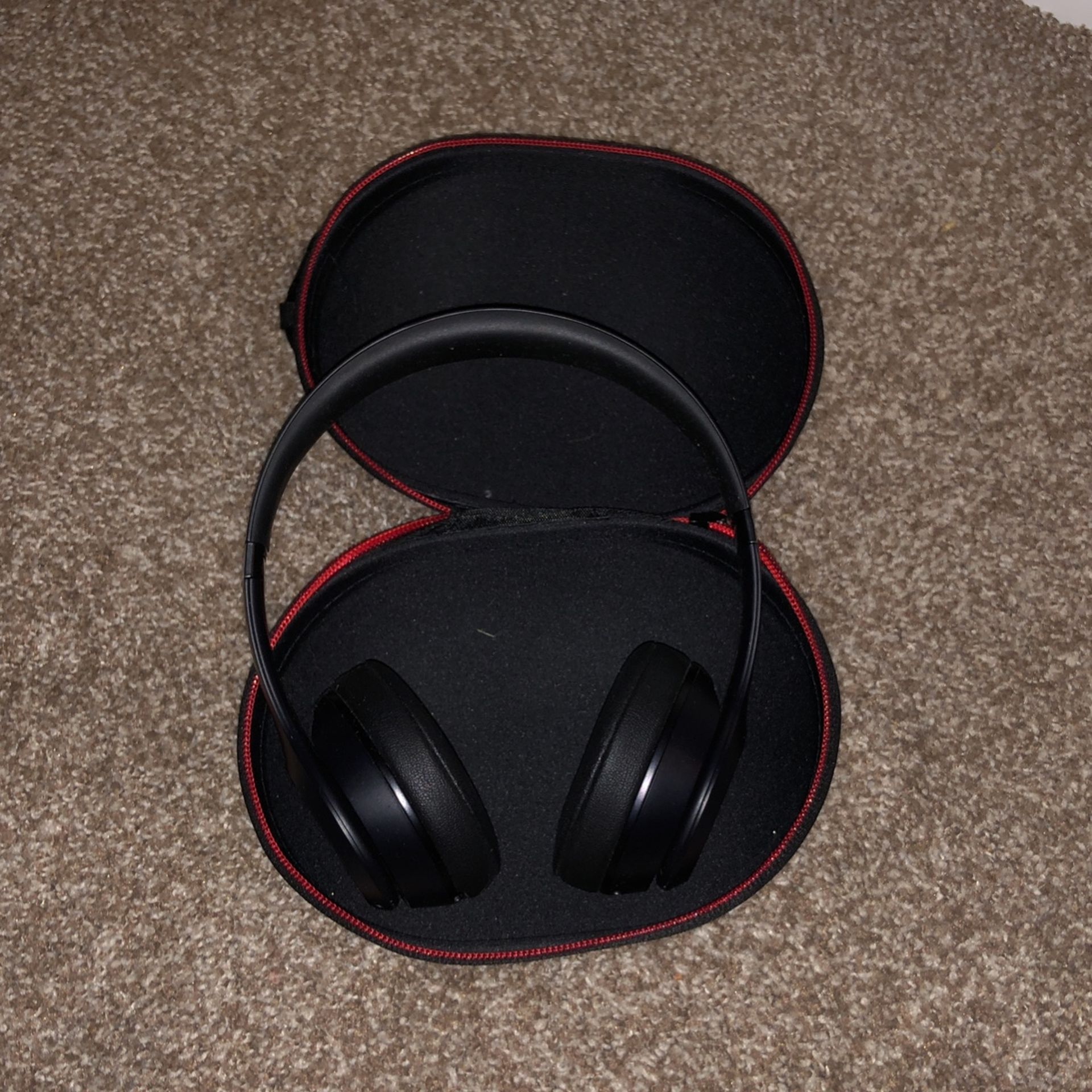 Beats Solo 3 Headphones