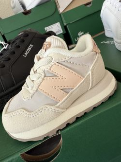 New Balance Size 3 Infant