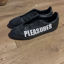 Pleasures Adidas Sambas
