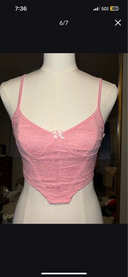 Pink crop top size small NWOT