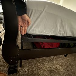 King Size Mattress And Bed Frame With Metal Platform 