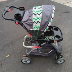 BABY TREND COLORFUL STROLLER