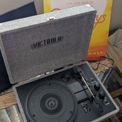 Record Player/Bluetooth Speaker