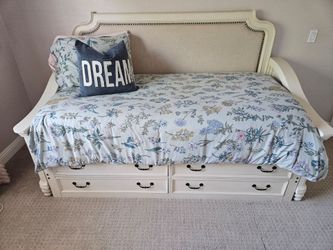 Twin Day Bed & Dresser
