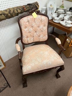 Vintage Pink Tufted Chair