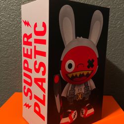 Super Plastic