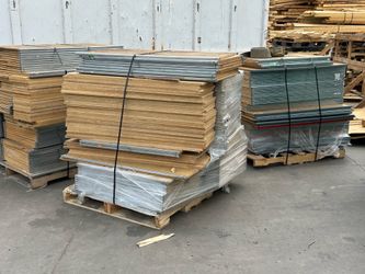 Particle board