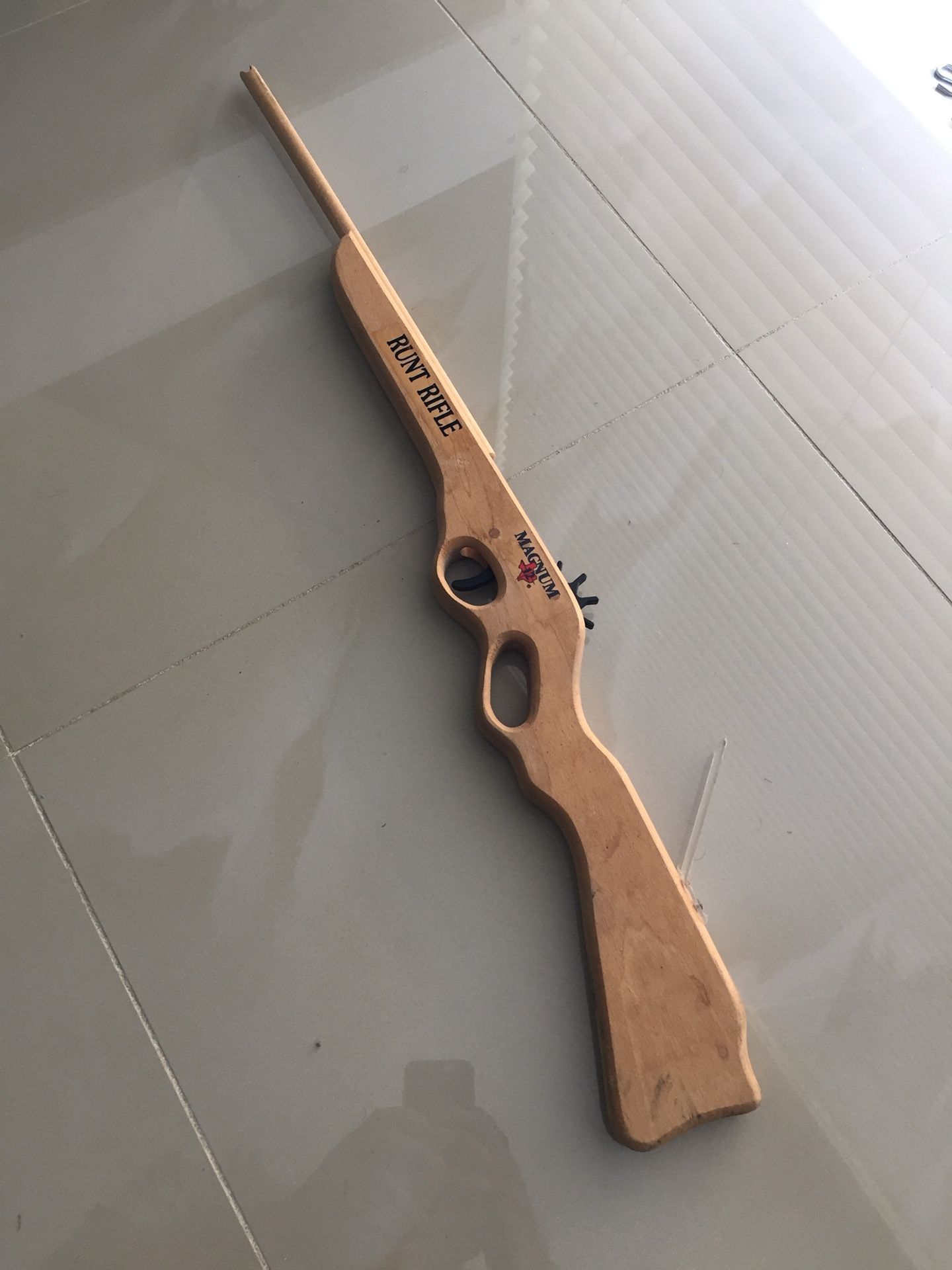 Runt Rifle Rubber Band Gun rubberband