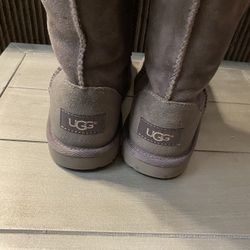UGG Tall II Size 2 
