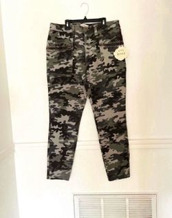 Women's Camo Skinny Jeans Size 16