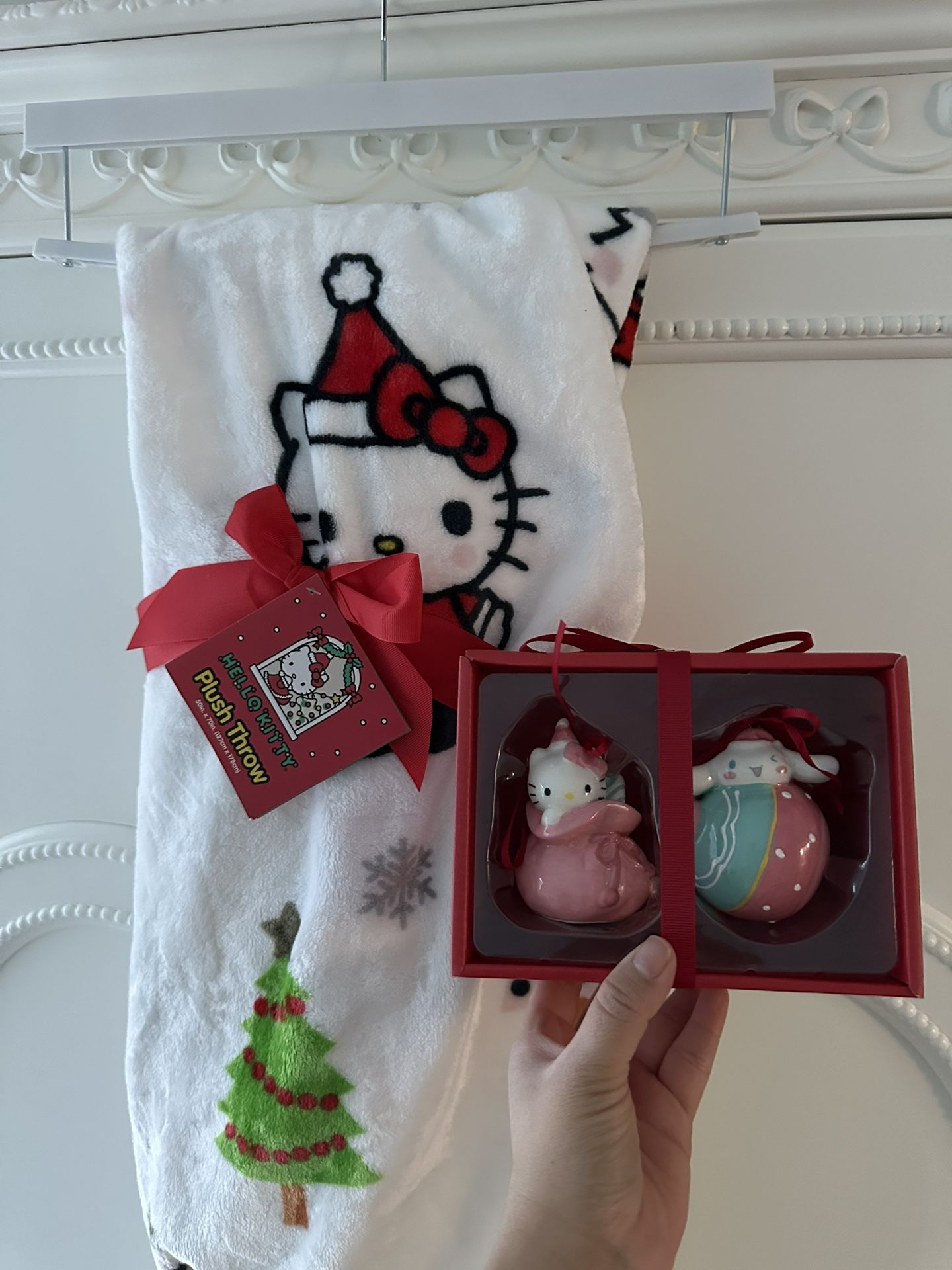 Hello Kitty Blanket