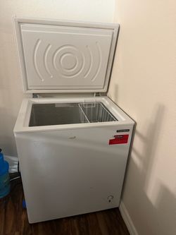 Chest freezer