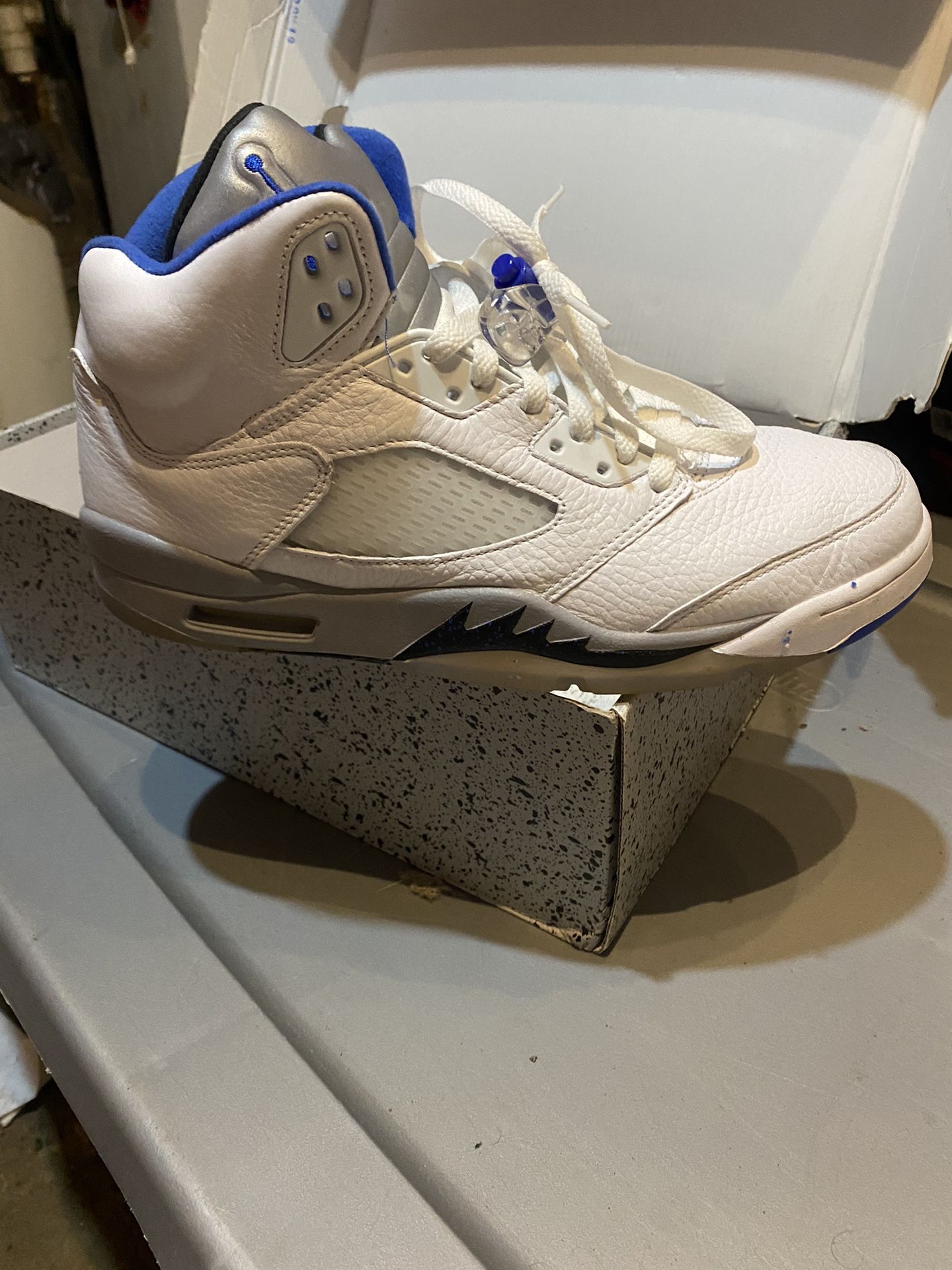 Air Jordan 5 Retro 'Stealth 2.0