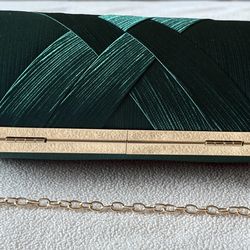 New Emerald Green Evening Clutch w/ Gold Chain Strap