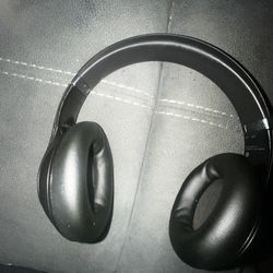 Apple Beats Studio Pros
