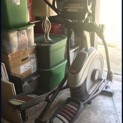 ProForm elliptical Like new!! 