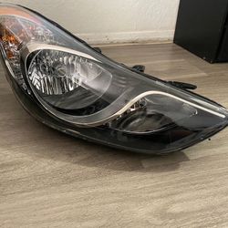 2011 + Hyundai Elantra Rh Headlight 