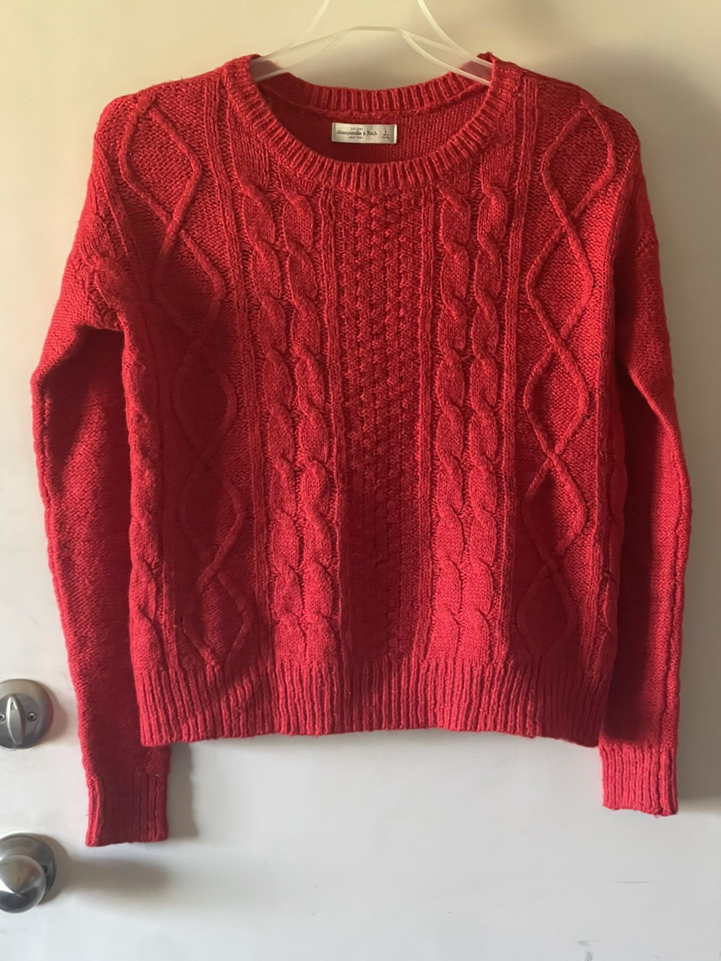 Like New Women’s Sweatshirt Size Large