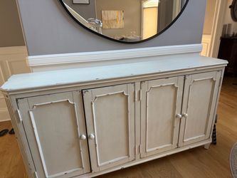 Console cabinet