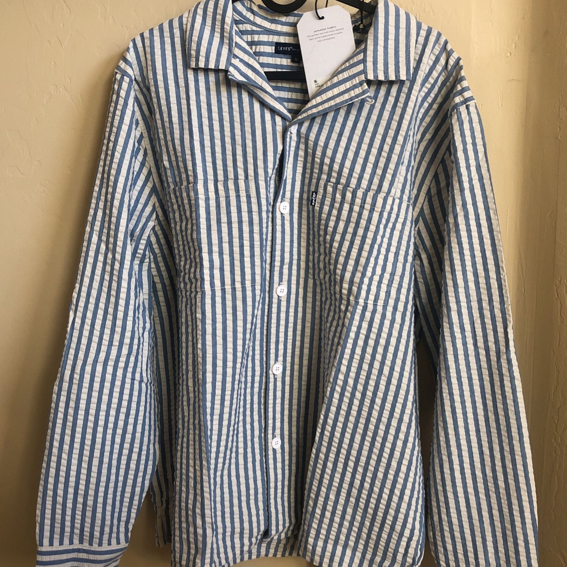 $200 Levi’s Japanese Fabric Designer Quality Dress Shirt Size Medium