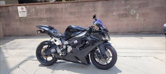 2006 Kawasaki ZX-6R 636 Project / Parts – Runs
