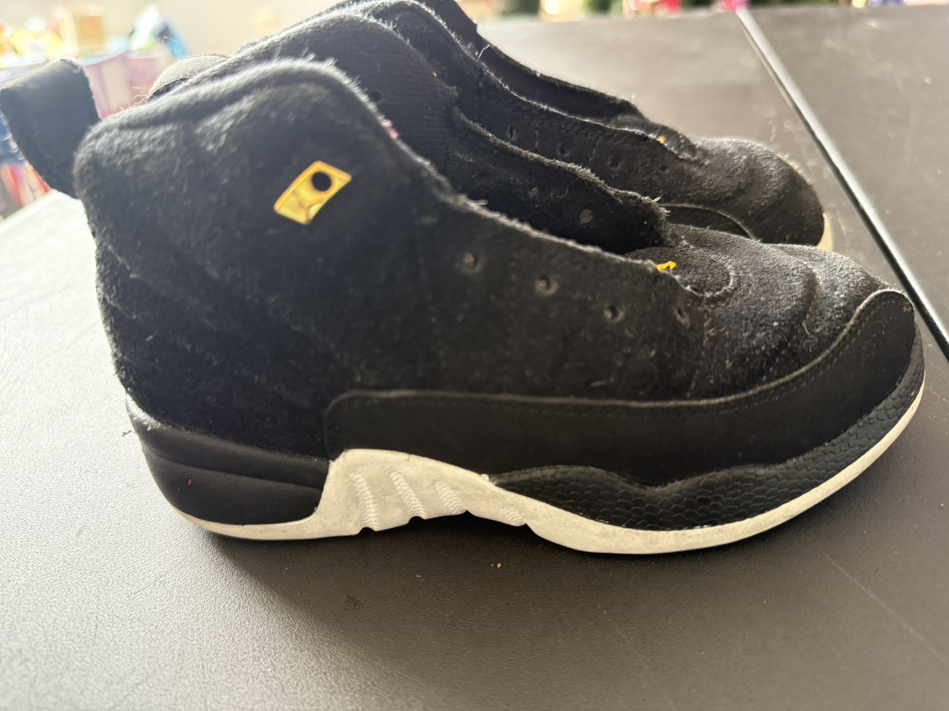 Jordan Black Sneakers Mid-Top Performance