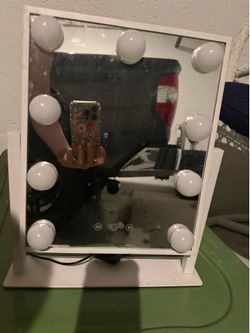 Small makeup mirror