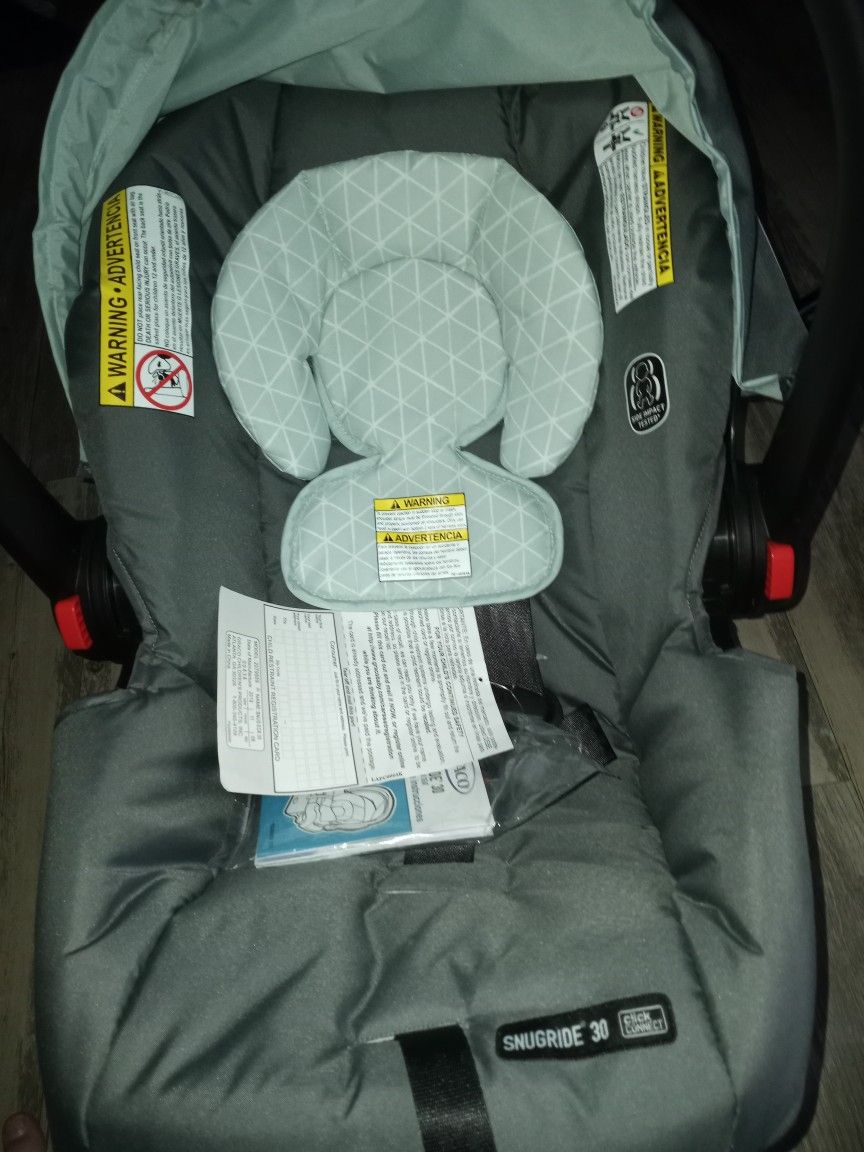 Graco Carseat SNUGRIDE 30