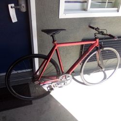 Throne Phantom Fixie Bike 