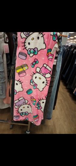 Hello Kitty Blanket