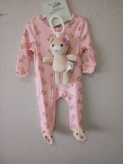 Newborn outfit