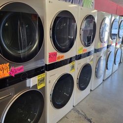 LG ThinQ WashTower Single Unit Front Load Washer 4.5 Cubic Feet  AND  Gas Dryer 7.4 Cubic Feet YYMM