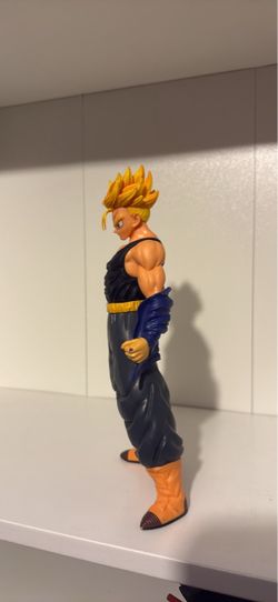 Dragon Ball Z Super Saiyan Figure