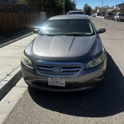 2012 Ford Taurus