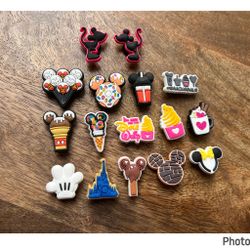 Disney, Croc Charms Bundle