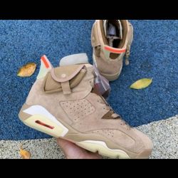 New Travis Scott 6 Retro Size 11