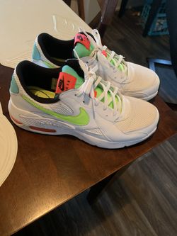 Womens Nike air max excee shoes