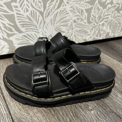 Platform Dr Marten Sandals 