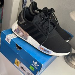 Adidas NMD_R1 