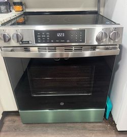 GE glass cooktop stove/oven