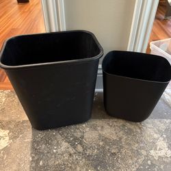 2 Black Trash Cans / Wastebaskets Office, Bathroom, Bedroom