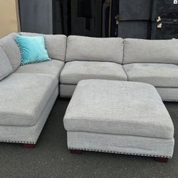 Sectional Couch 