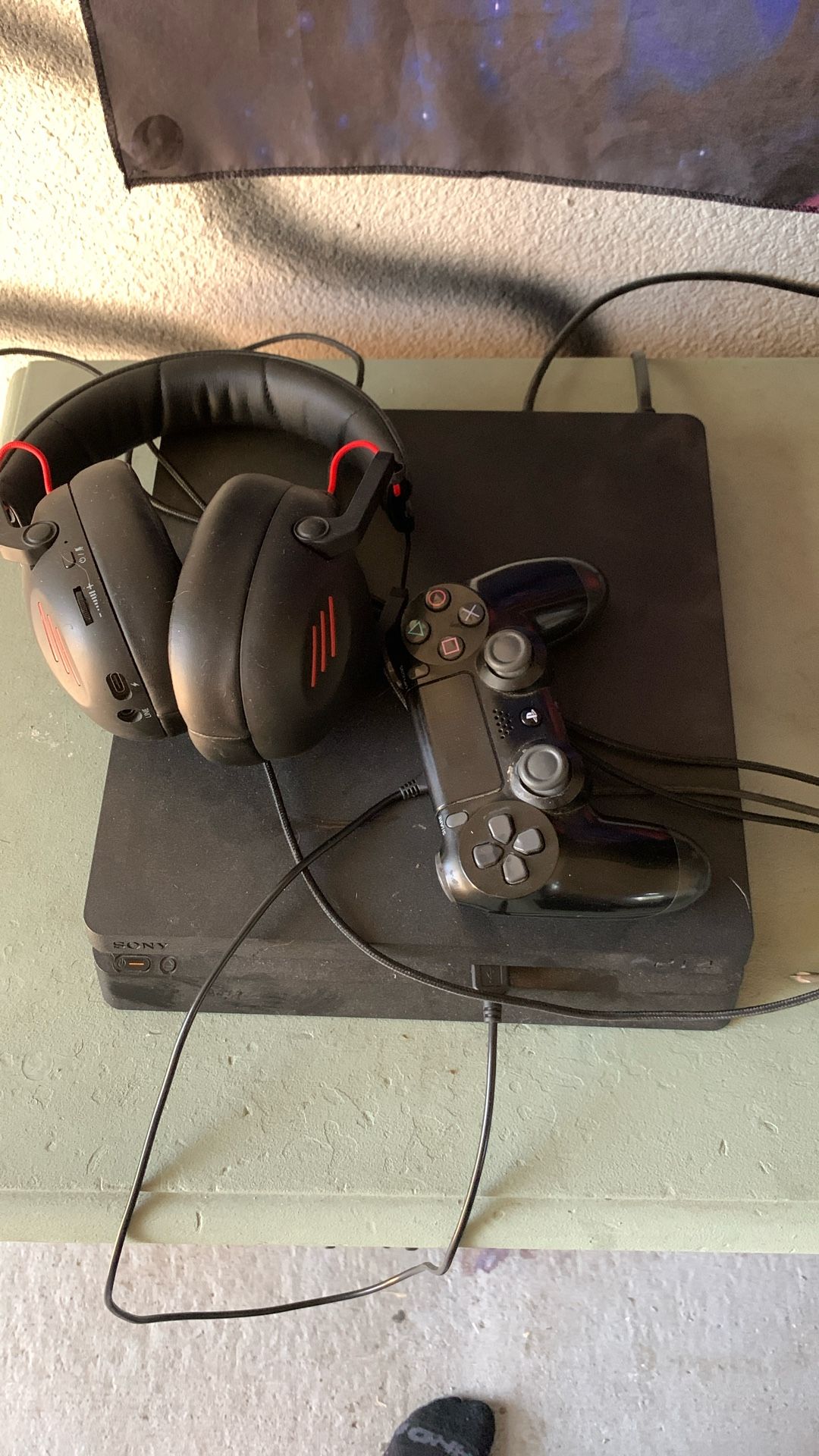 PS4 Slim