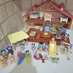 Disney Bluey Large Toy Bundle House 19 Characters Action Figures & Accessories