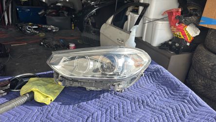2019 2022 BMW X3 Drivers Headlight,