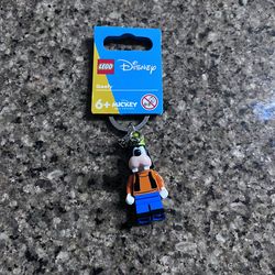 LEGO Disney Goofy Keychain Disney Franchise Character Collectible Key Ring