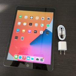 Apple iPad 7 - Wifi - Like New 
