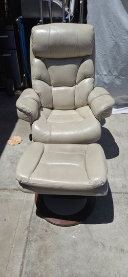 Recliner Chair and Ottoman